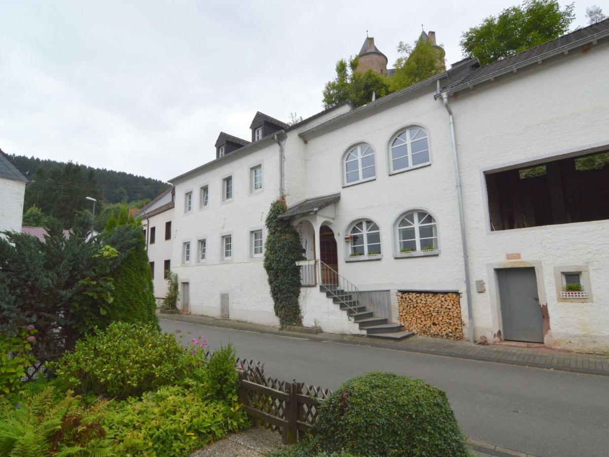 Very Comfortable House With Bathrooms And A Garden Mürlenbach Exteriér fotografie