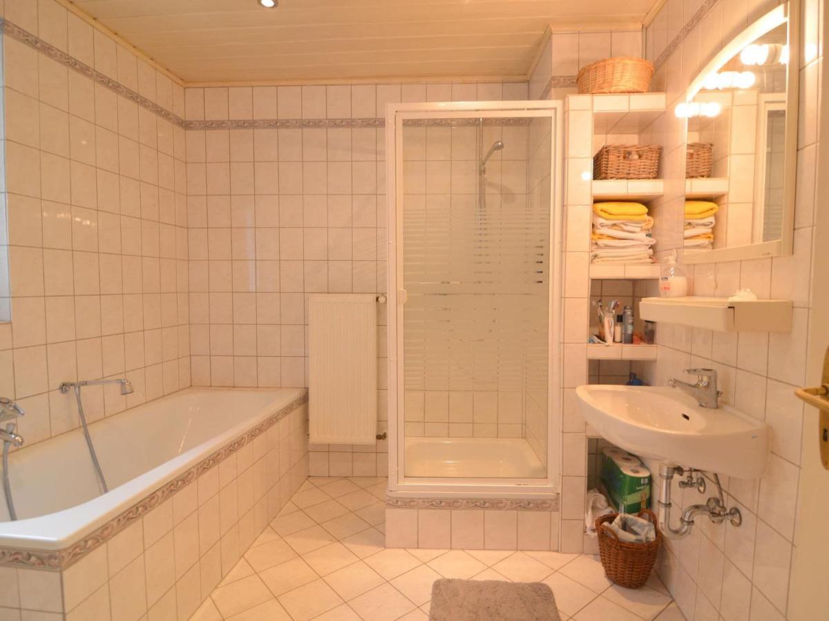 Very Comfortable House With Bathrooms And A Garden Mürlenbach Exteriér fotografie