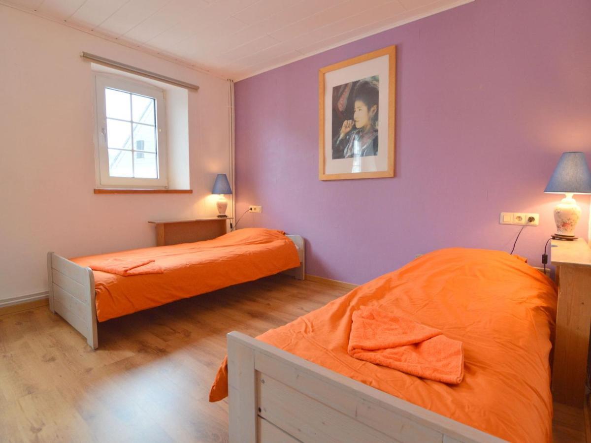 Very Comfortable House With Bathrooms And A Garden Mürlenbach Exteriér fotografie